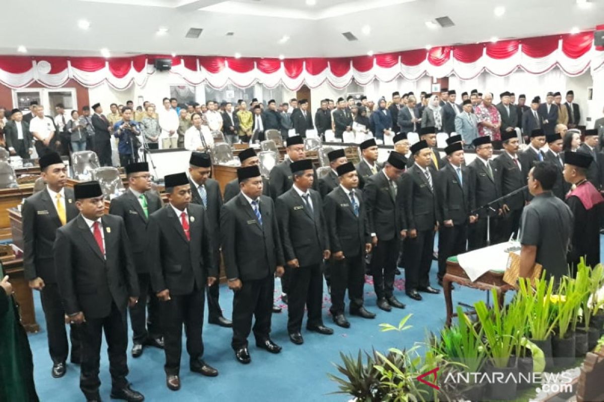 Ansori - Budi Prasetyo jabat pimpinan sementara DPRD Kabupaten Belitung