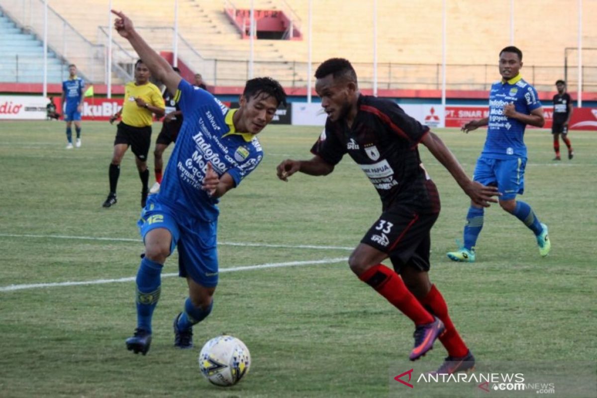 Pelatih Persipura mengakui kalah lawan Persib di luar ekspektasinya