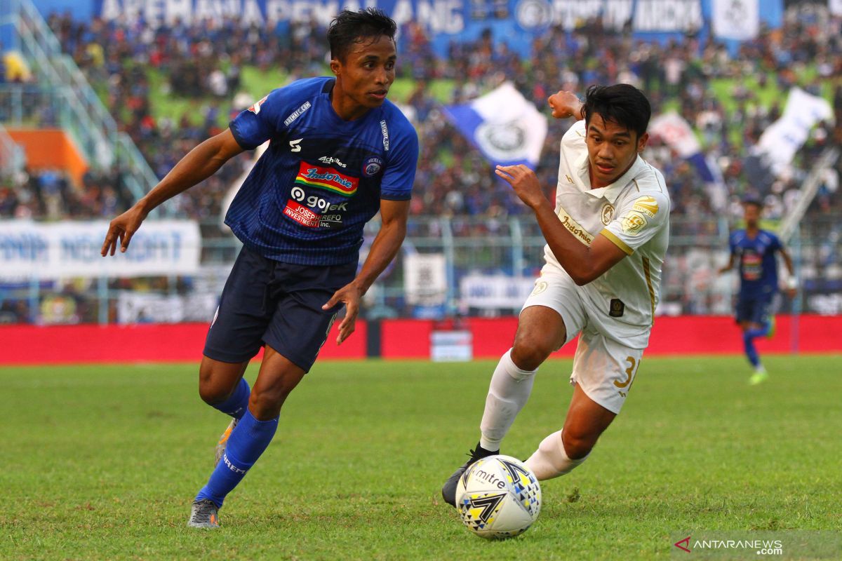 Hasil Liga 1: Arema tahan Persipura 2-2