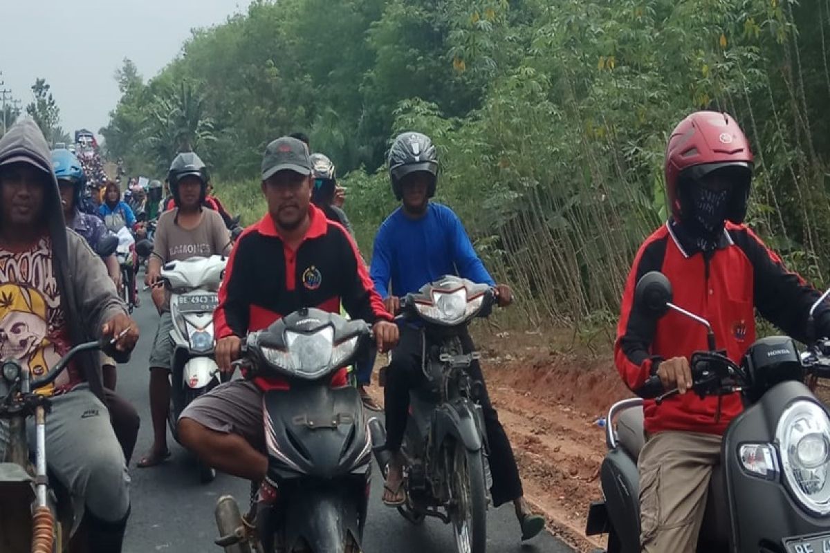 Petani Moro Moro turun ke jalan peringati Hari Tani 2019