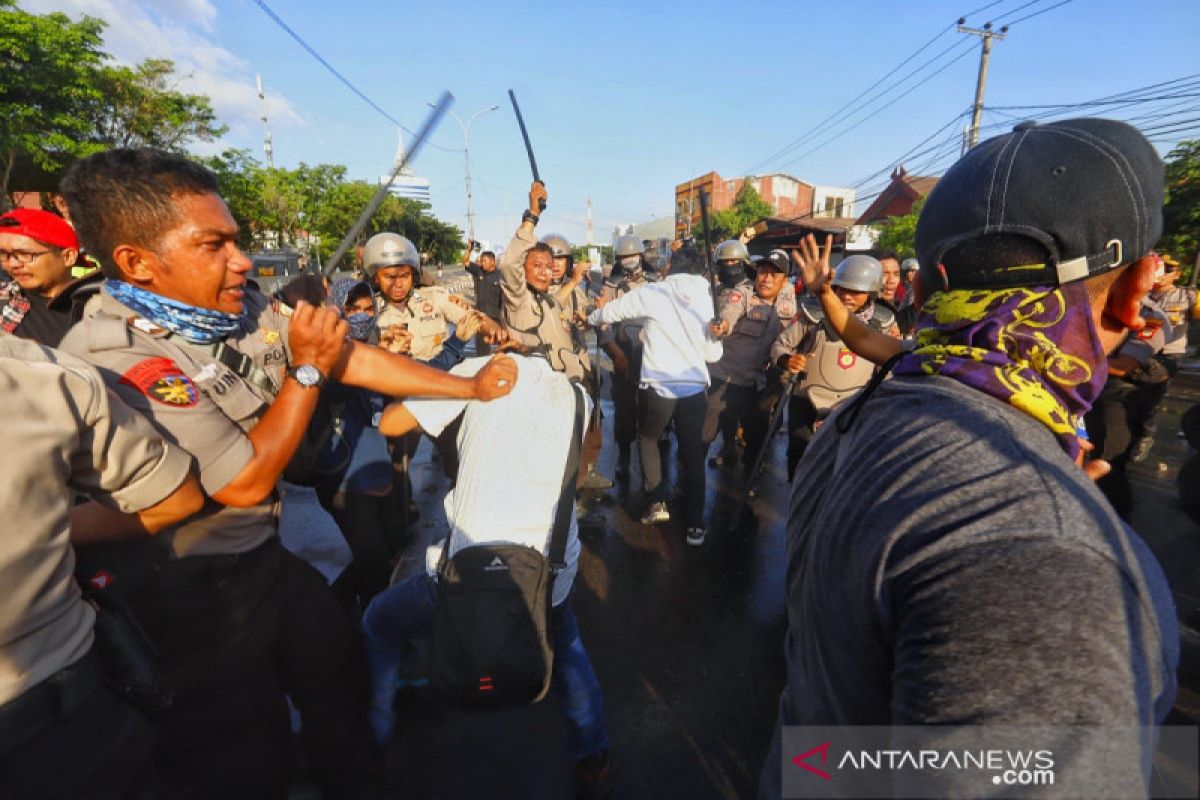 AJI Makassar kutuk tindak kekerasan polisi pada tiga jurnalis