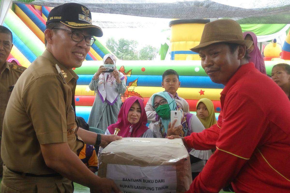 Bupati Lampung Timur resmikan perpustakaan desa