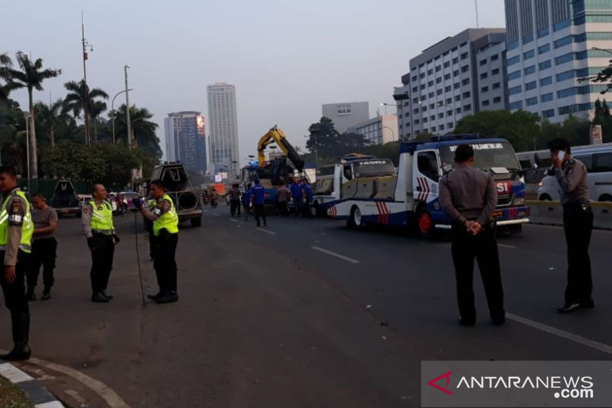 Polisi pasang kawat berduri untuk antisipasi aksi anarkis tolak RKUHP