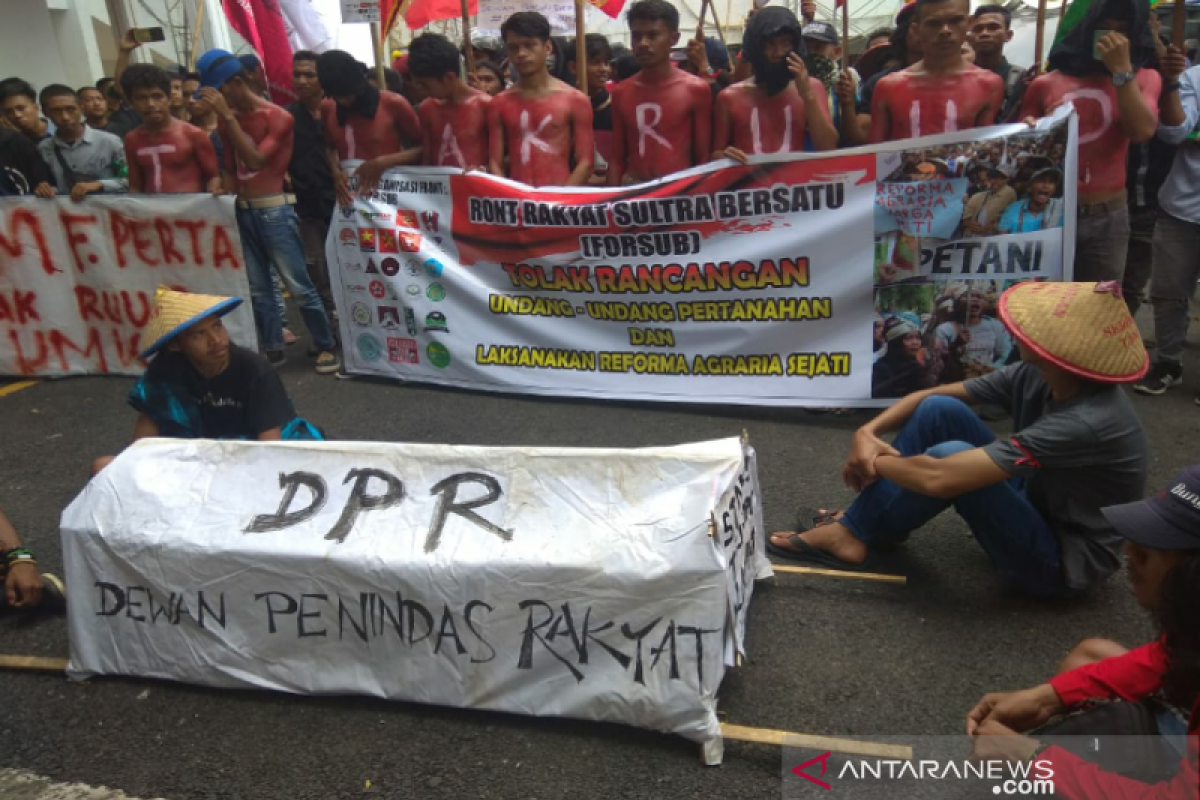 Demo mahasiswa, di Kendari mereka tolak RUU Pertanahan