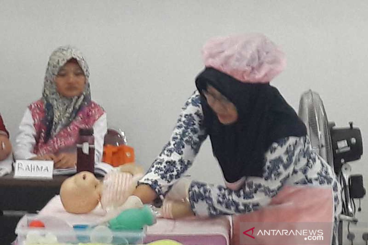 Bidan Papua ikut pelatihan asuhan persalinan normal di IBI Magelang