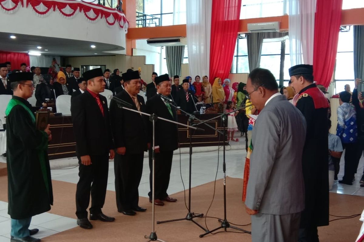 AKD terbentuk langsung gelar sidang