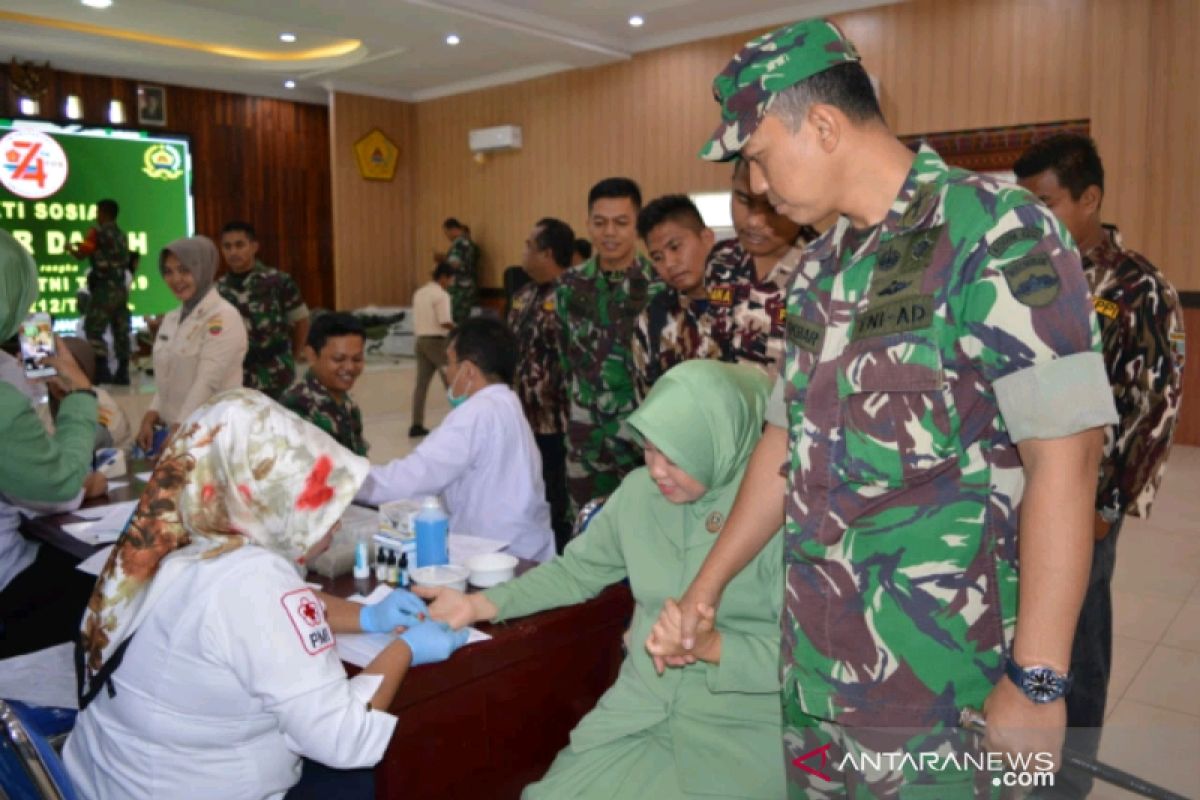 Jelang HUT TNI ke-74, Kodim 0212 gelar donor darah