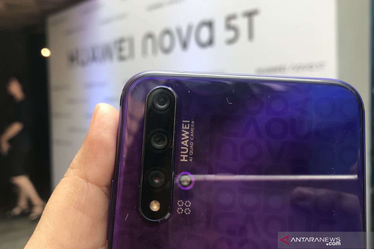 Fitur premium dari Huawei Nova 5T