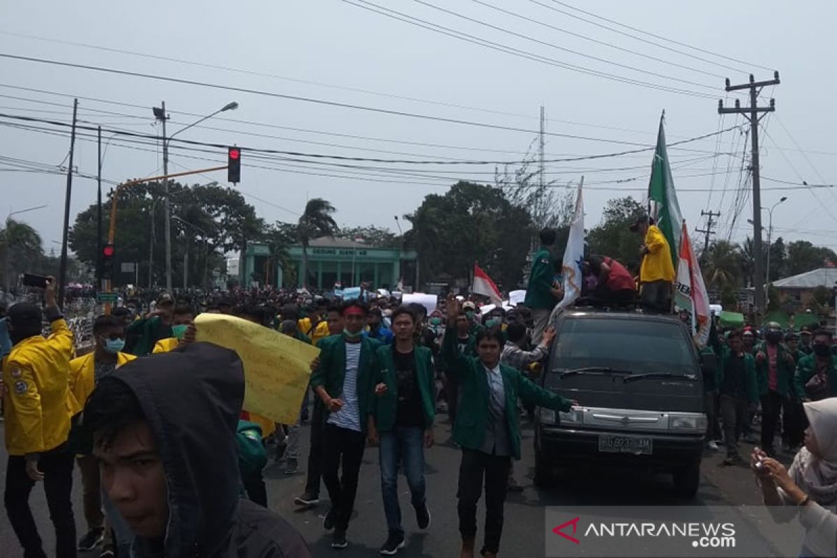 Mahasiswa Bengkulu kembali unjuk rasa desak batalkan UU KPK