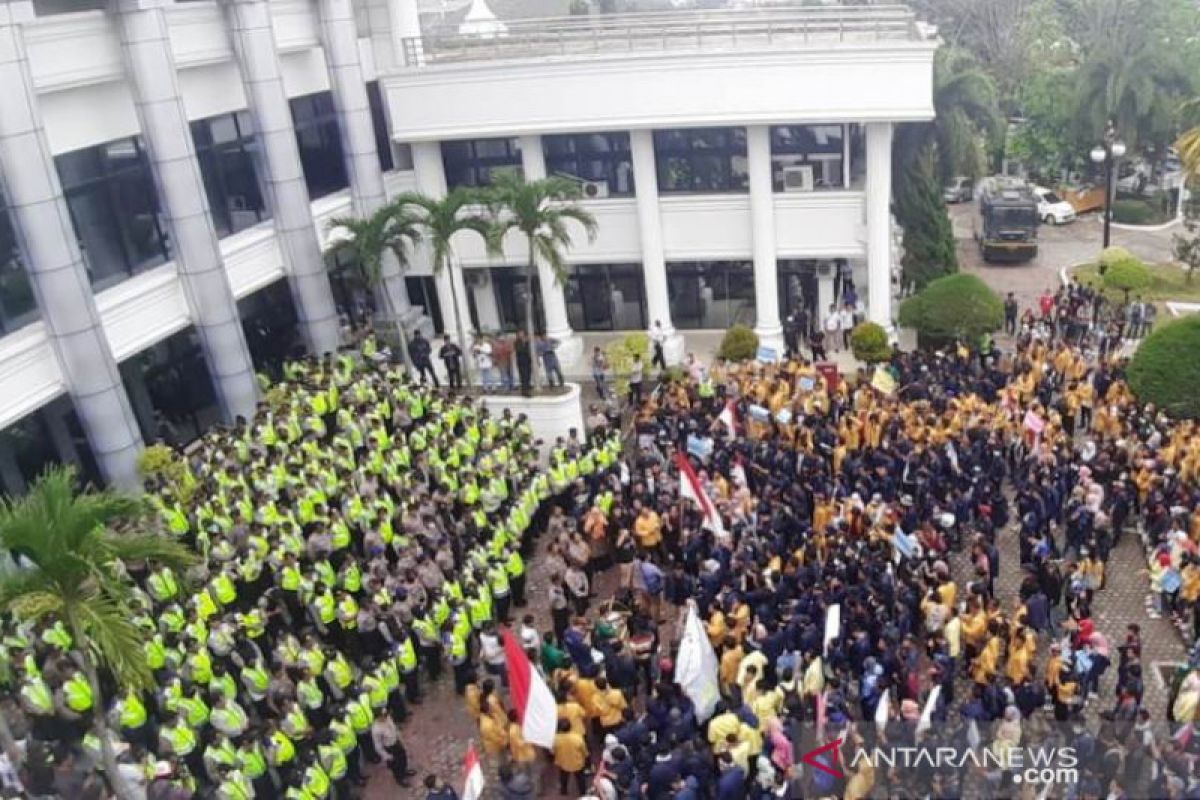 Polisi periksa anggota DPRD dari Gerindra terkait video penurunan presiden