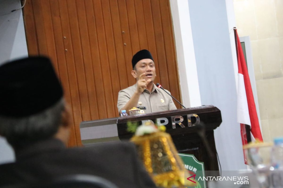 Wakil Bupati Lutim jawab pandangan umum Fraksi DPRD