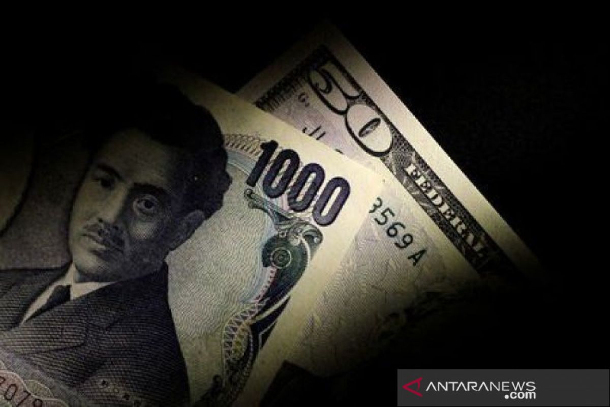 Melemah, dolar AS diperdagangkan di kisaran 106 yen di Tokyo