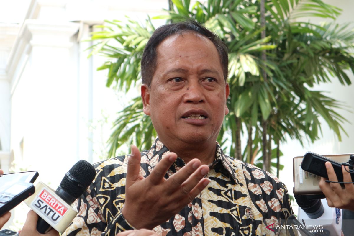 Minister discusses demonstrating students' sentiments with Jokowi