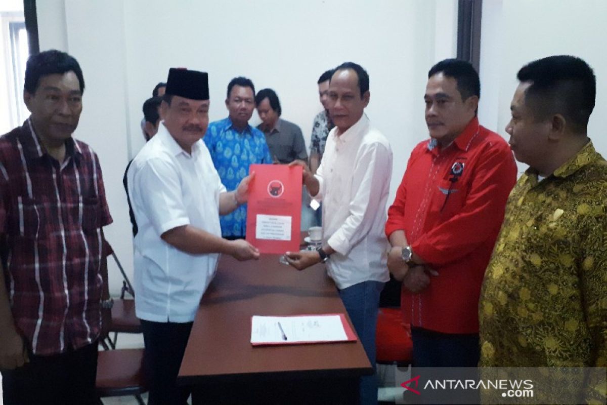 Kepas Rangkai siap bertarung bersama PDI Perjuangan pada pilkada Kalteng