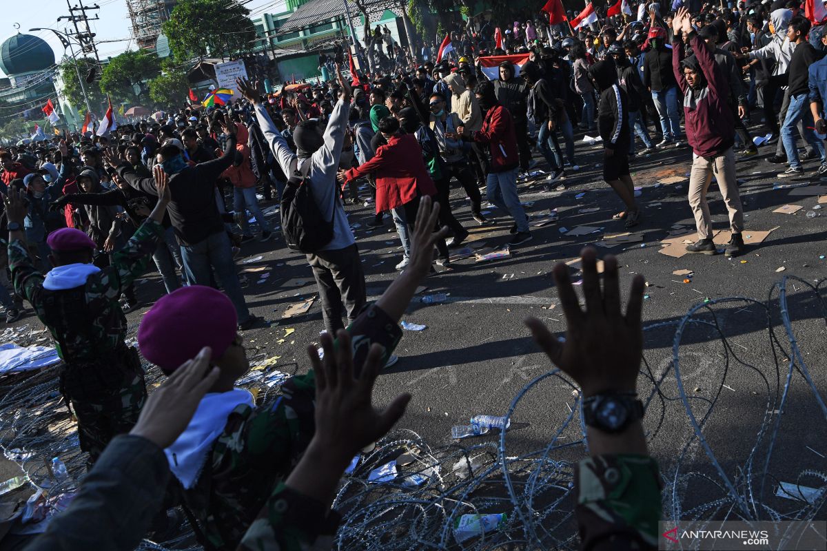 Polisi periksa 50 orang diduga provokator saat demo di DPRD Jatim