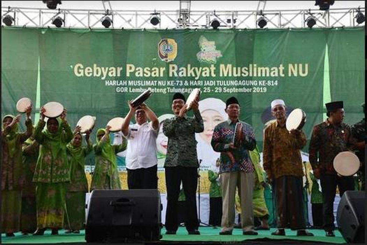 Bupati Tulungagung buka pasar rakyat Musliamt NU