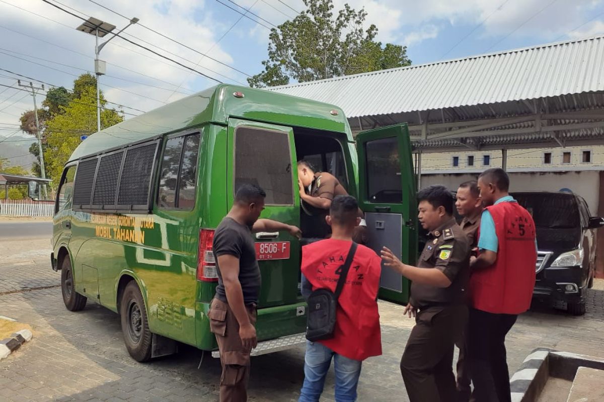 Kepala Desa Deme II tersangka kasus korupsi dana desa resmi ditahan