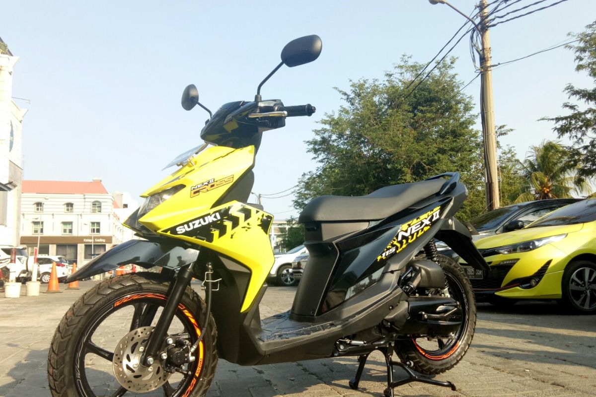Suzuki luncurkan NEX II Cross, motor matik untuk "adventure"
