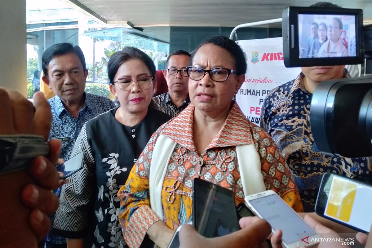 Yohana Yembise: Kesetaraan gender jadi kunci keluarga harmonis