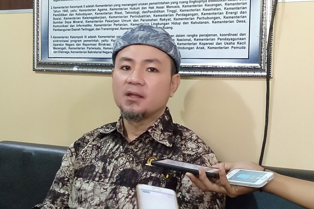 Hanya empat orang kembalikan formulir pendaftaran kepala daerah ke PDIP