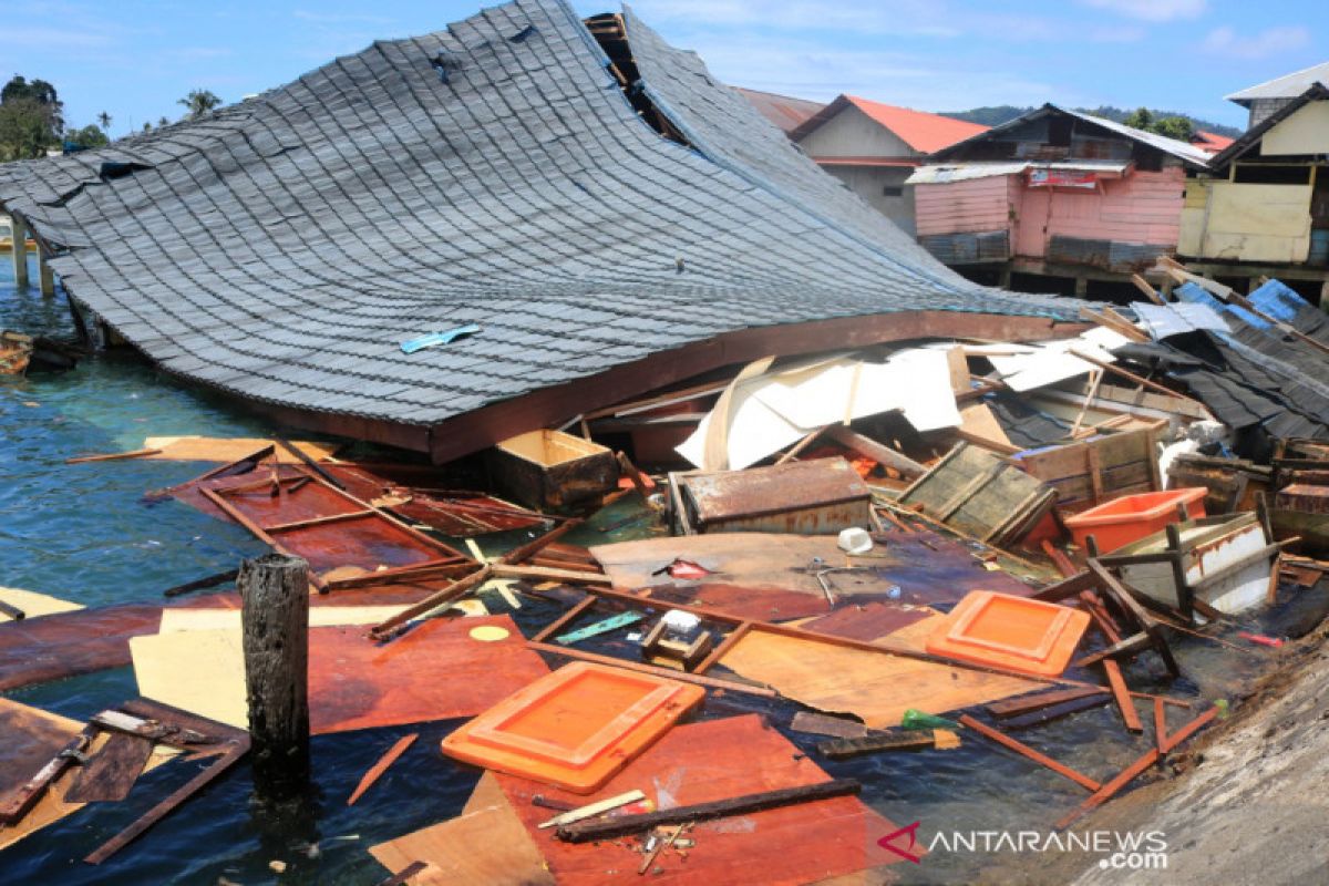 Gempa 6,8 SR di Ambon sebabkan kerusakan bangunan dan fasilitas umum