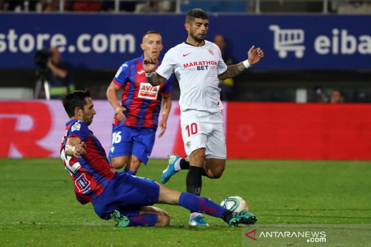 Terpeleset lagi, Sevilla jadi korban kemenangan pertama Eibar