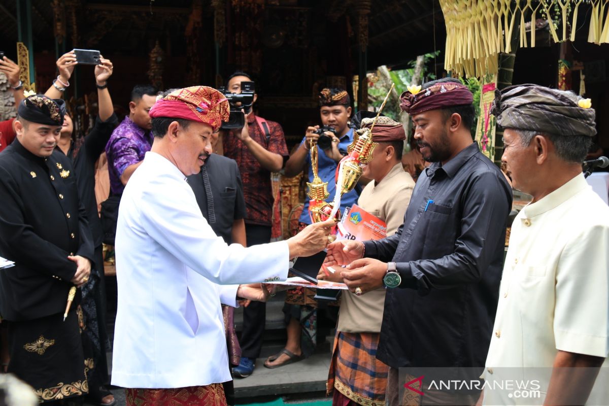 Pemprov Bali berikan "Desa Wisata Award" bagi desa berprestasi