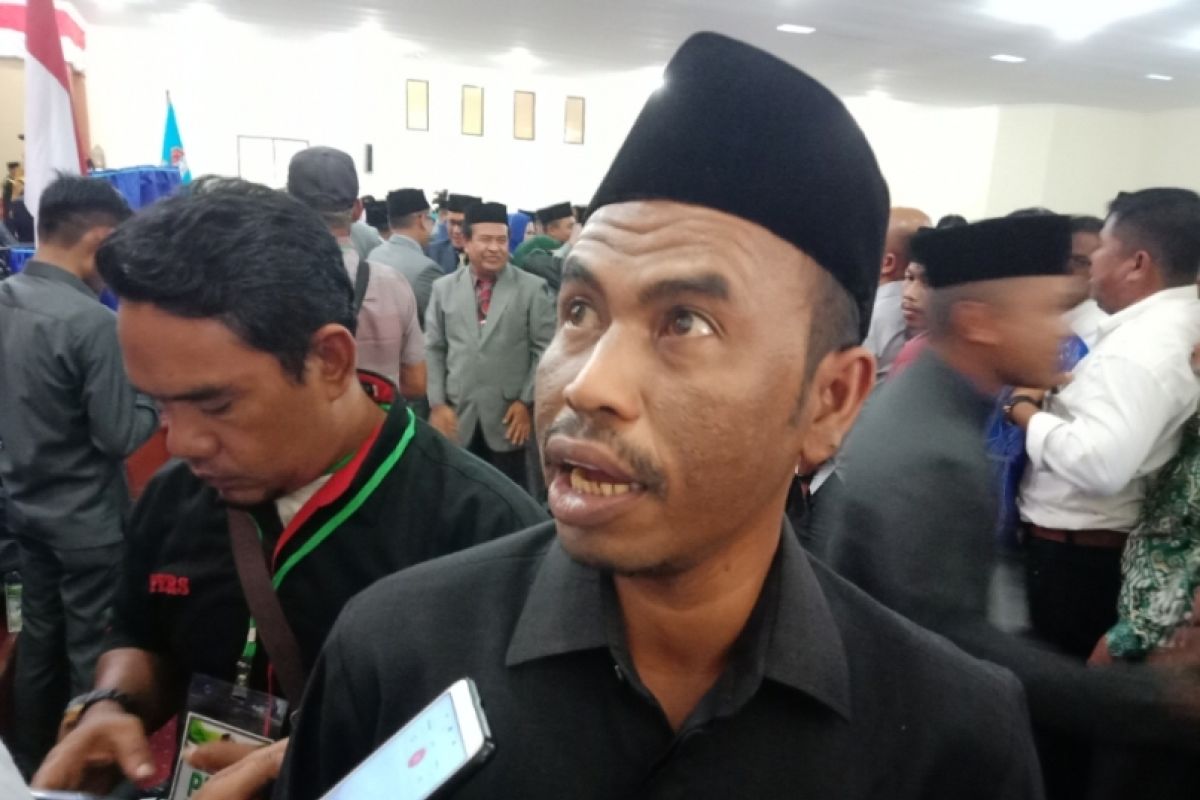 DPRK Aceh Barat penuhi tuntutan mahasiswa