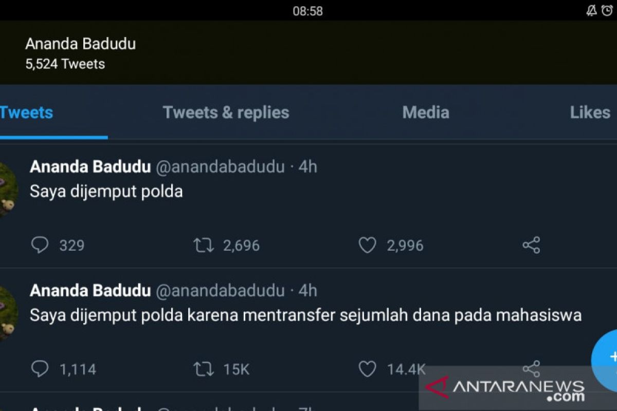 Ananda Badudu diperiksa karena transferRp10 juta untuk aksi mahasiswa