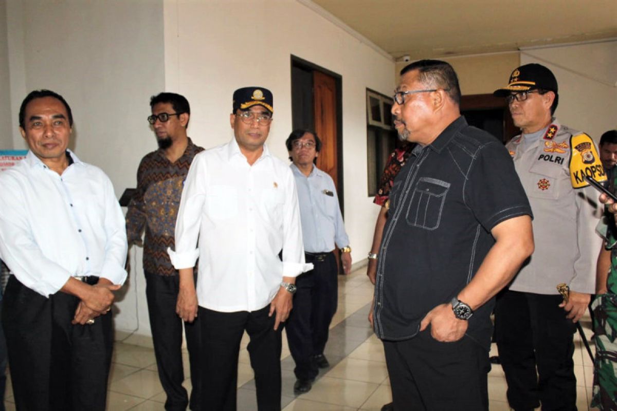 Menhub lapor kerusakan gedung Unpatti Ambon ke Menteri PUPR