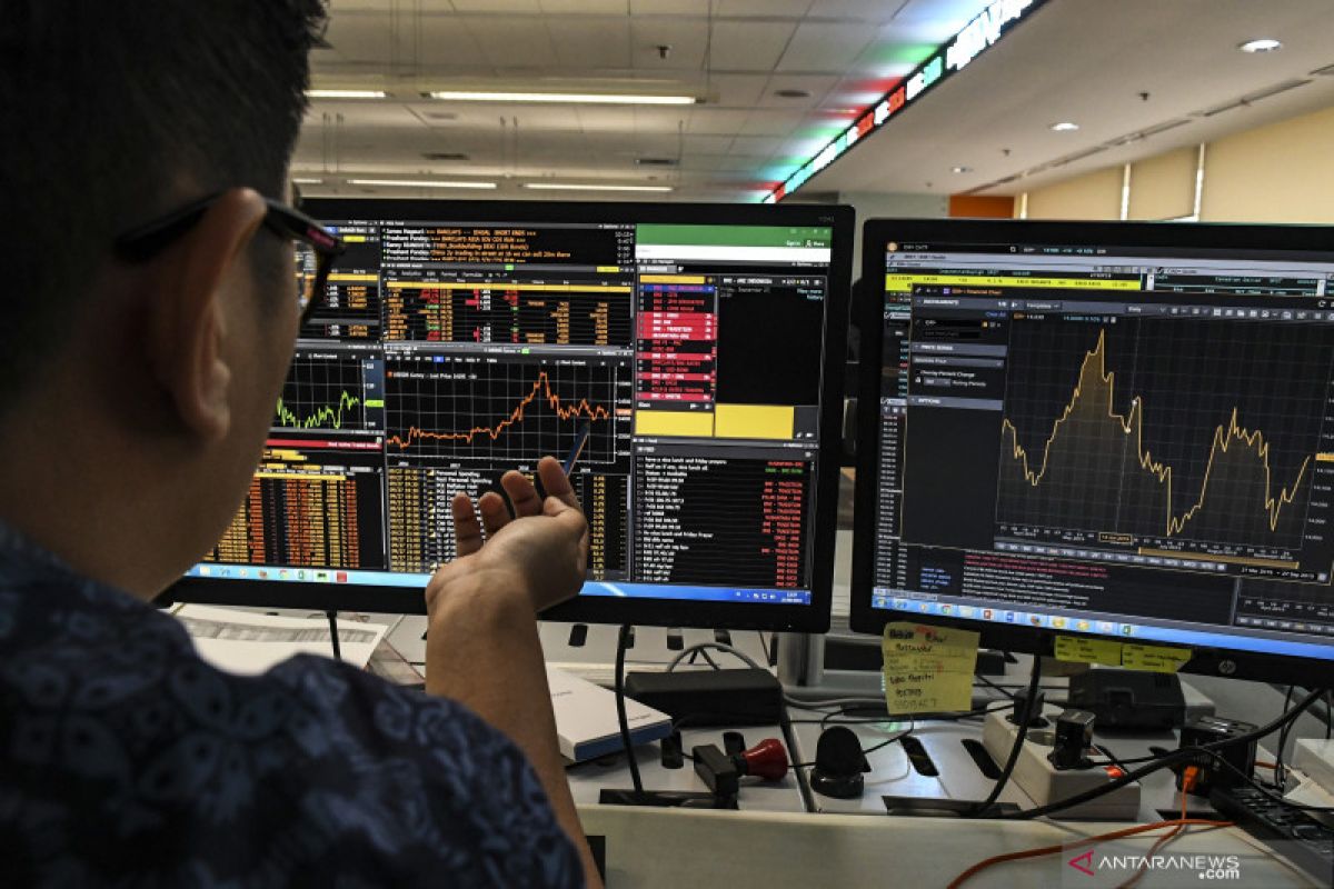 IHSG ditutup jatuh 38,49 poin, dipicu sentimen negatif global