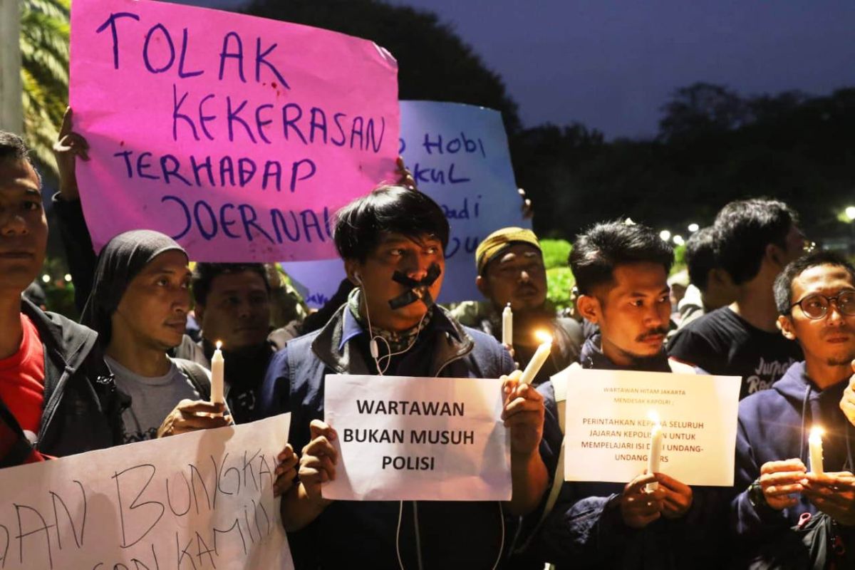 Jurnalis Hitam Jakarta tolak kekerasan
