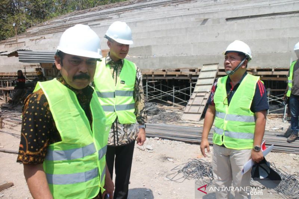 Ganjar sebut Stadion Manahan Solo berkelas Internasional