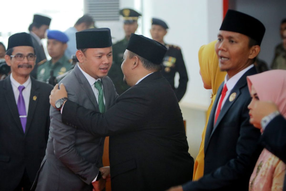 Atang Trisnanto resmi jabat Ketua DPRD Kota Bogor