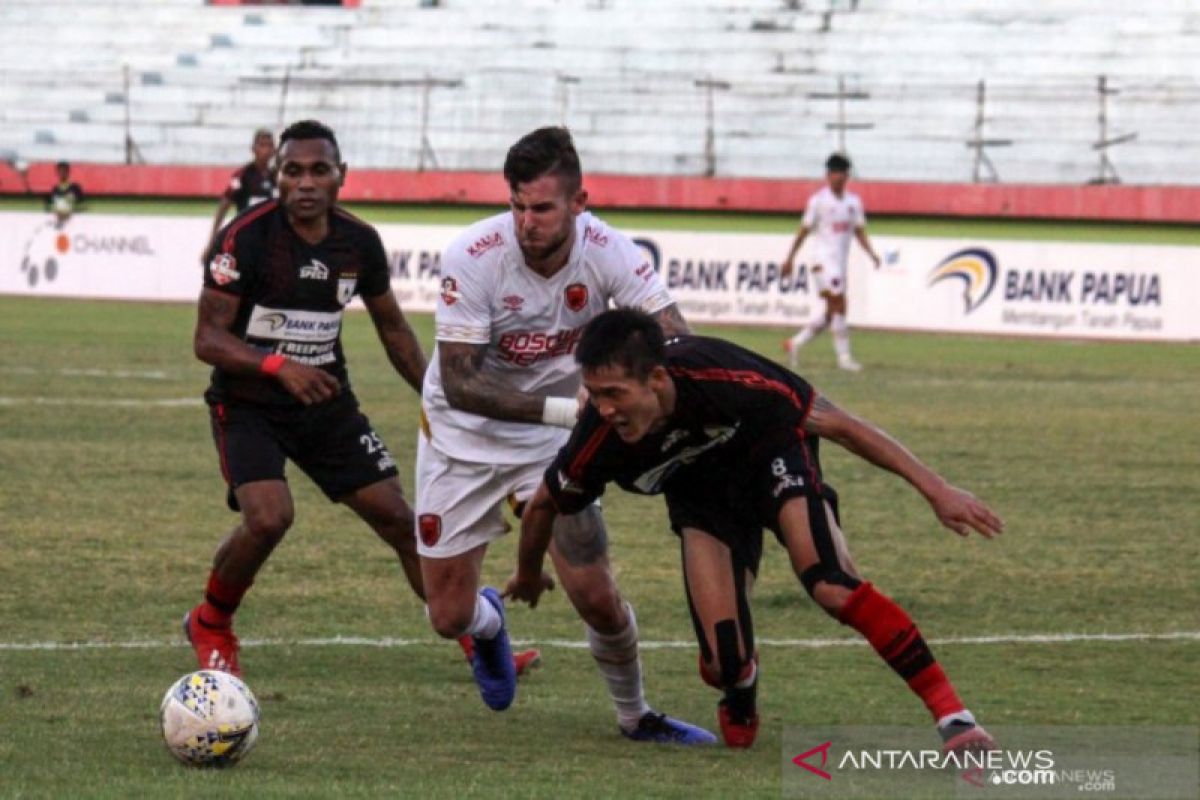 Pelatih PSM tak kecewa meski dikalahkan Persipura