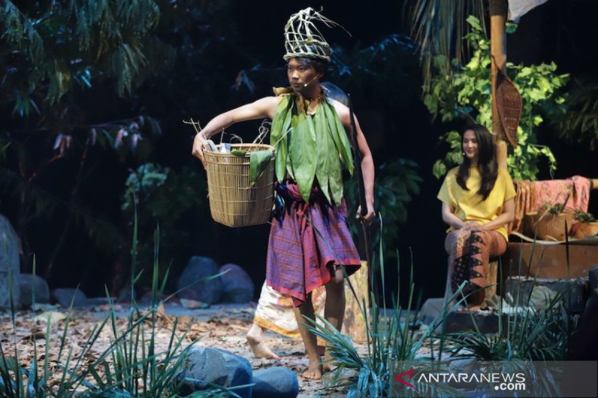 Maudy Koesnaedy tampilkan pentas kehidupan dan budaya Orang Rimba