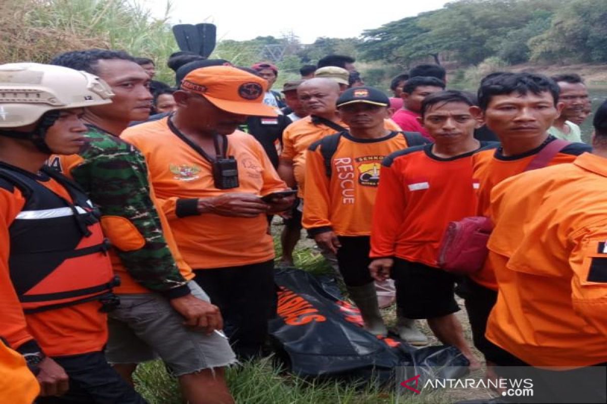 Remaja terseret arus Bengawan Solo ditemukan tewas