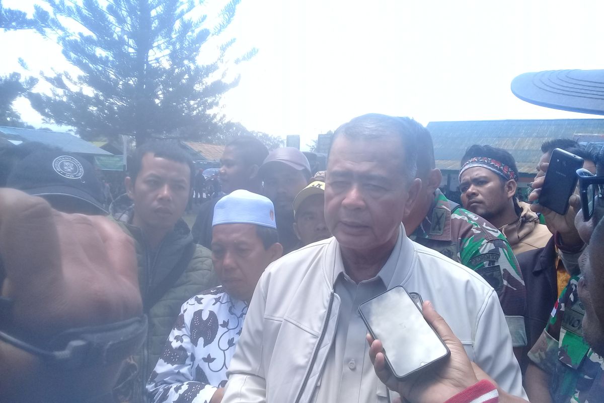 Wagub Sumbar kunjungi korban kericuhan di Wamena Jayawijaya