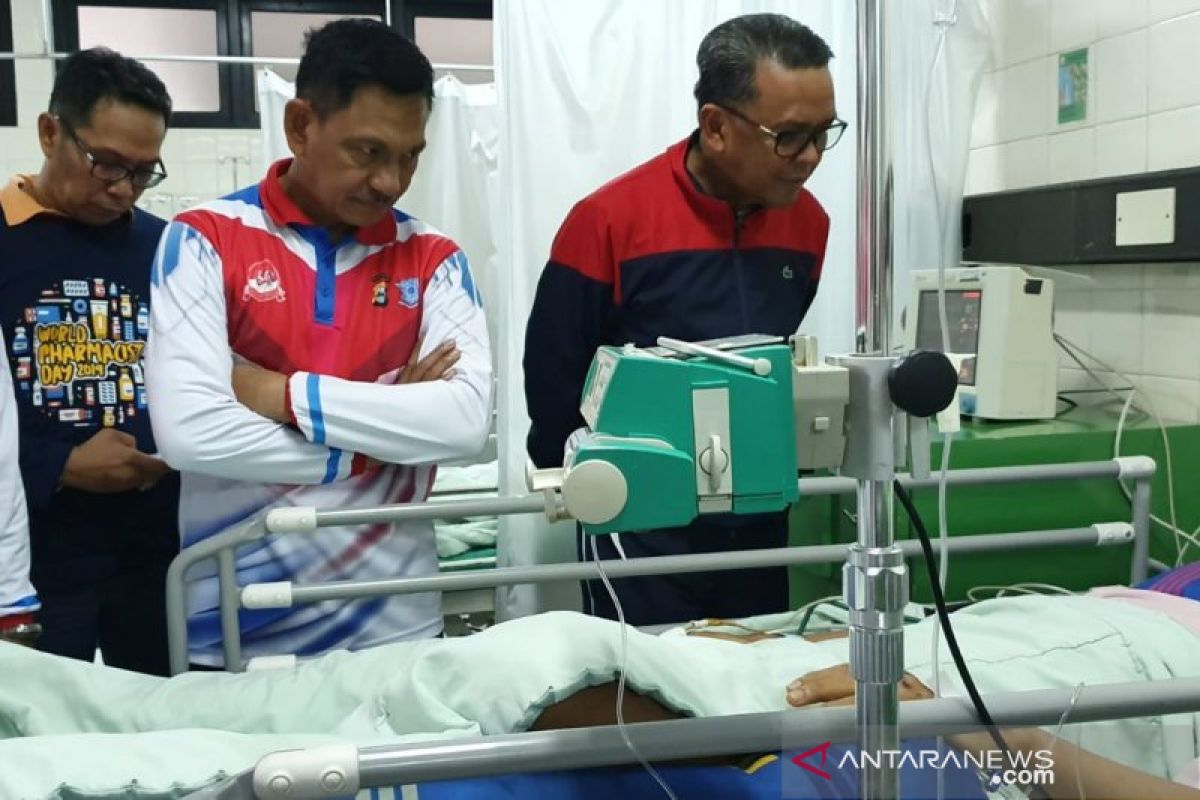 Kapolda Sulsel jadikan Dicky Wahyudi anak angkat