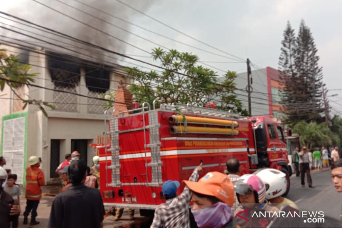 Damkar: Kerugian kebakaran Rumah Tombo Ati Rp300 juta