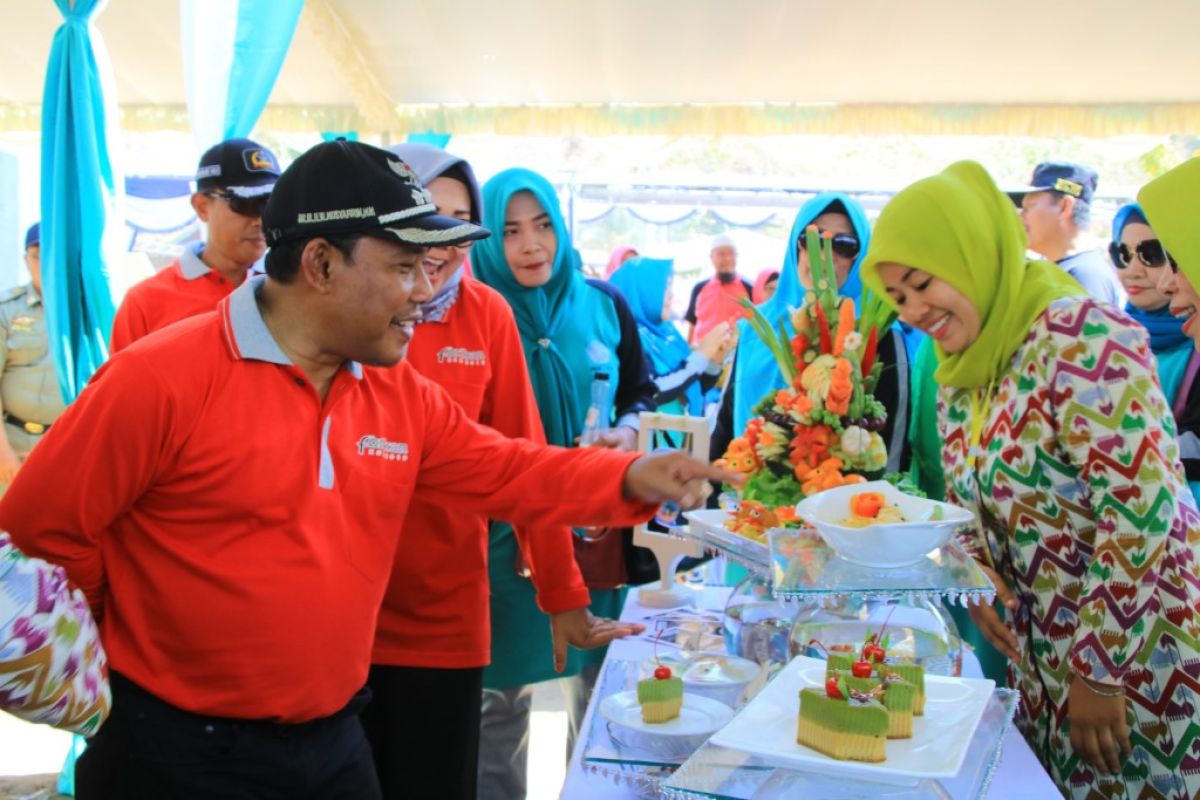 Bupati KSB harapkan minat masyarakat konsumsi ikan meningkatkan