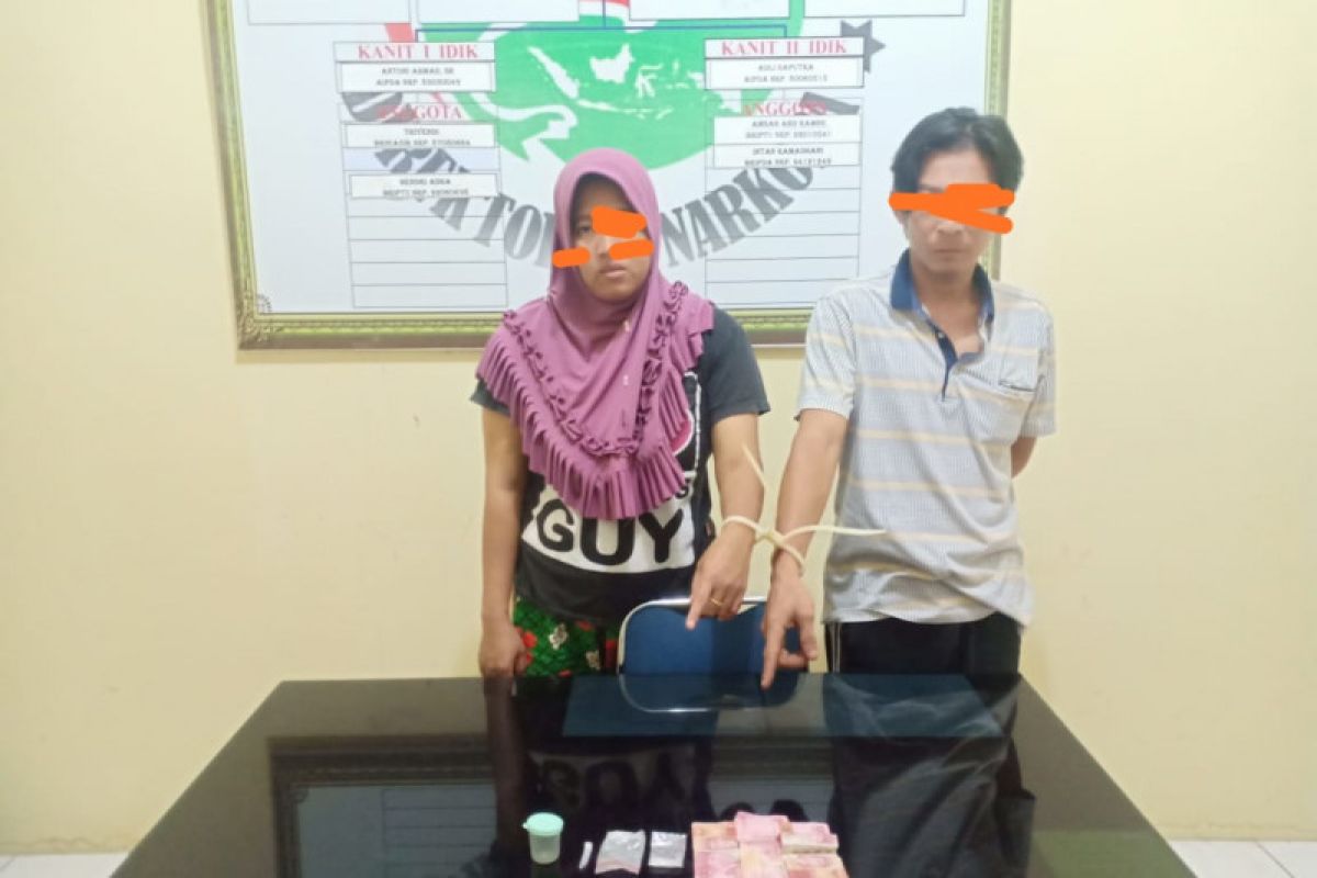 Simpan sabu di dapur, pasutri asal Agam dibekuk polisi di rumahnya