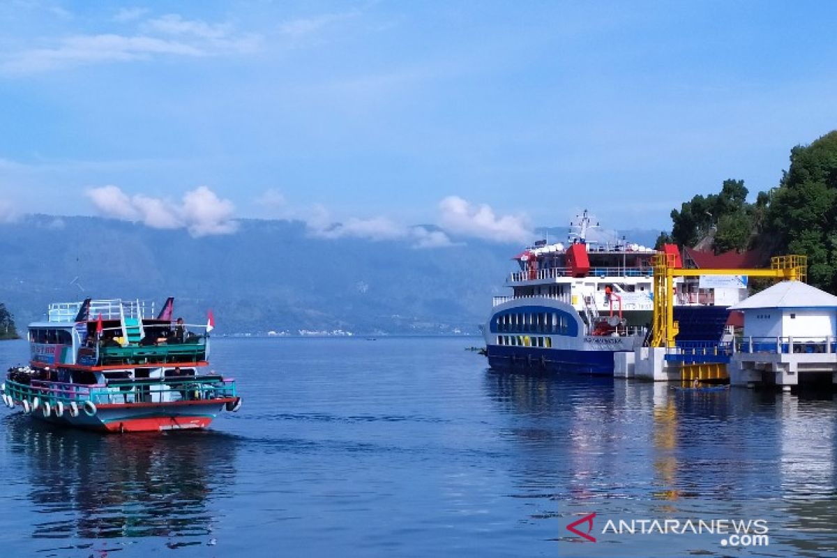 75 pelaku transportasi Samosir ikuti sosialisasi keselamatan pelayaran