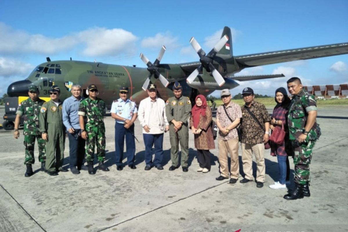 Wagub Sumbar kunjungi Wamena dengan pesawat TNI AU
