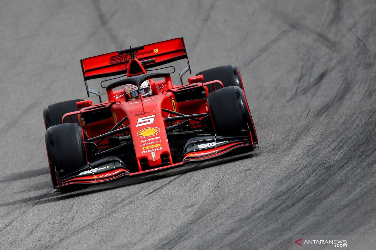 Ferrari memiliki paket mobil yang sempurna, kata bos Mercedes
