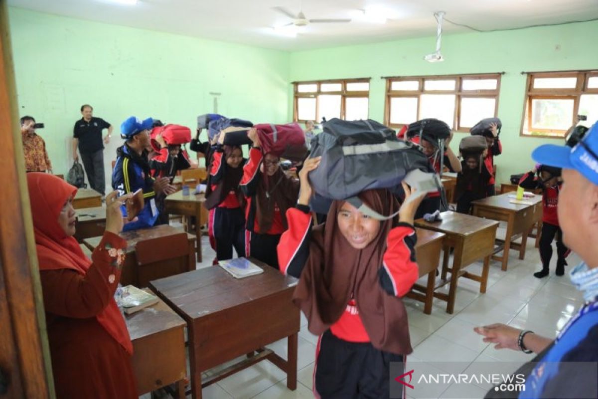 Kemensos rintis Gerakan Siswa Siaga Bencana