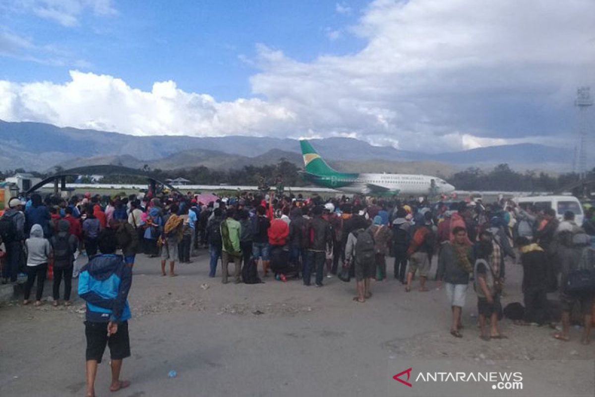 Kemenhub siapkan kapal dan pesawat evakuasi pengungsi dari Wamena