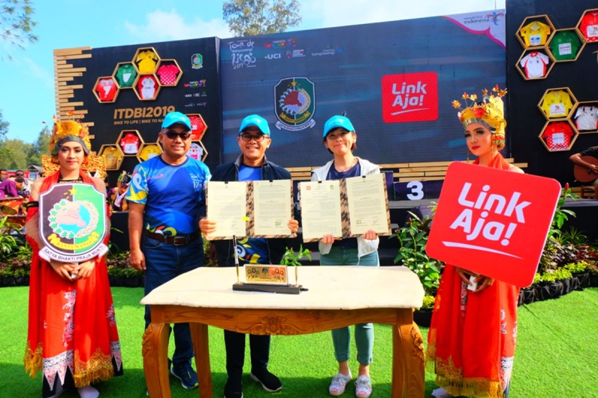 Bantu transformasi digital, LinkAja menggandeng Pemkab Banyuwangi