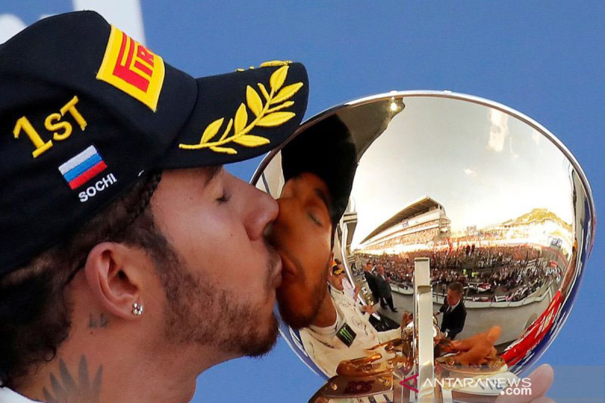Lewis Hamilton meminta maaf secara terselubung pascadrama penalti GP Rusia