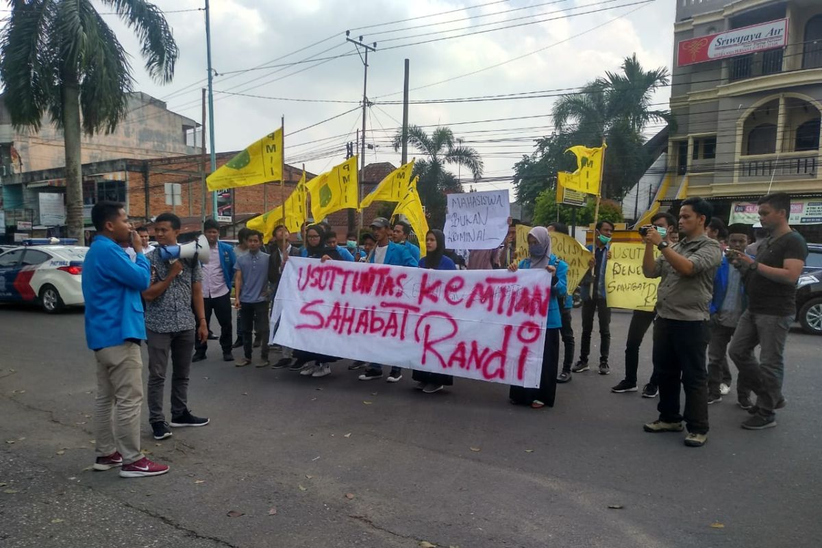 PMII dan Kapolda Jambi gelar sholat ghaib untuk Randi